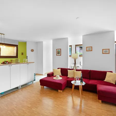 Casa Nova Bella With Free Parking - Happy Апартаменты Лугано