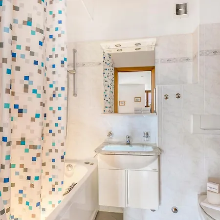 Casa Nova Bella With Free Parking - Happy Apartamento
