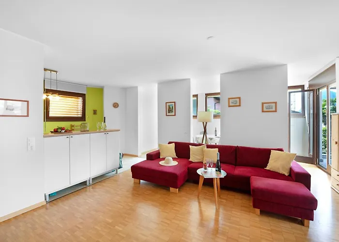 Casa Nova Bella With Free Parking - Happy アパート ルガーノ