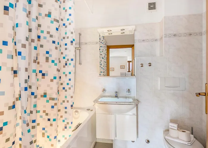 Casa Nova Bella With Free Parking - Happy * ルガーノ